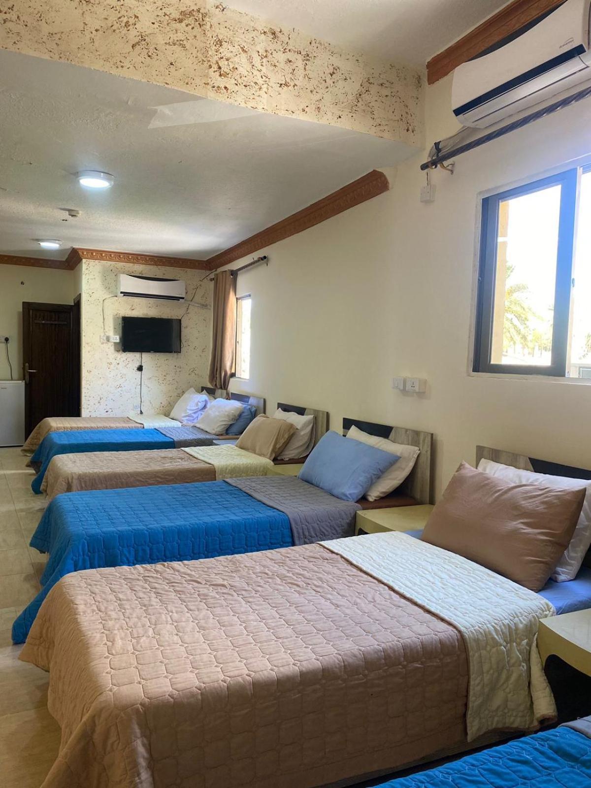 Al-Amer Chalets Aqaba Phòng bức ảnh